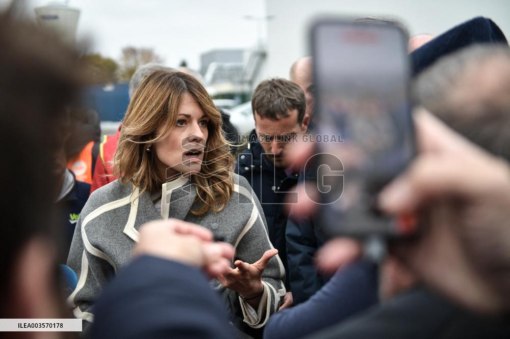 Visit to Unither Pharmaceuticals in Amiens FA