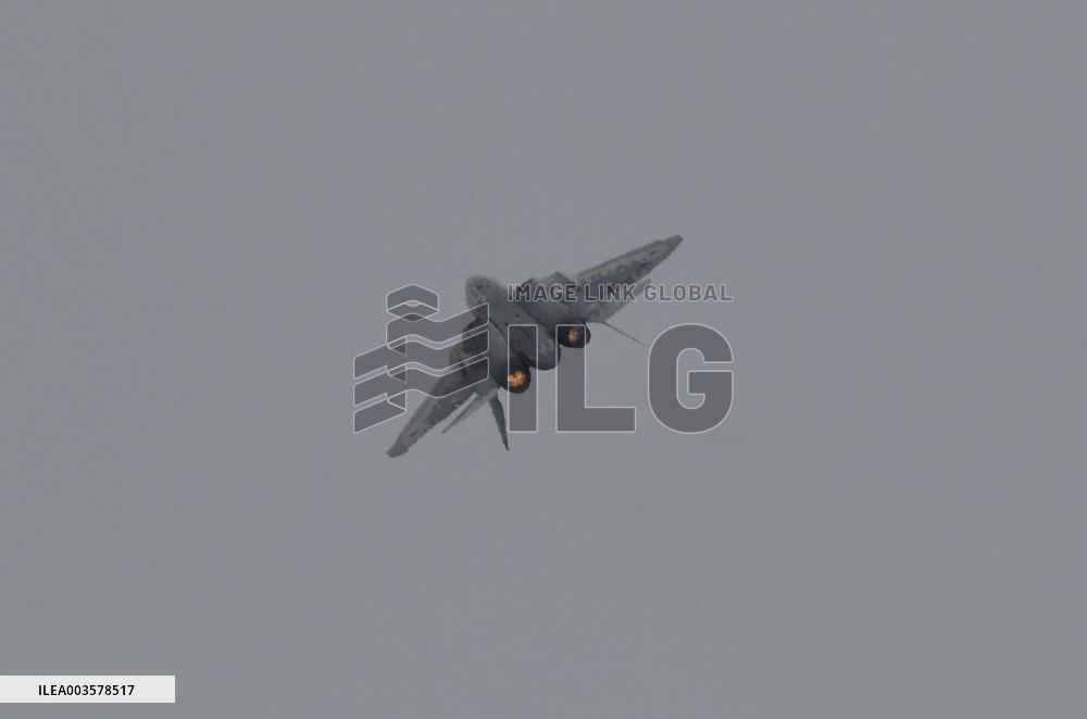 Russia's Su-57 Stealth Fighter Jet Performs over Zhuhai airport
