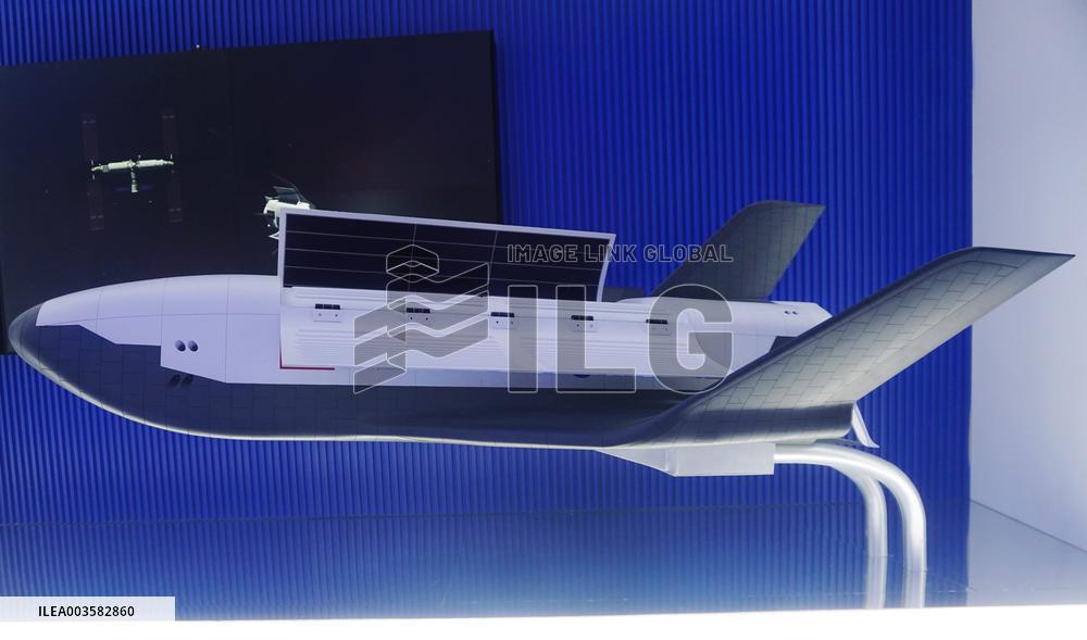 China Cargo Space Shuttle "HL 1" at Zhuhai Air Show