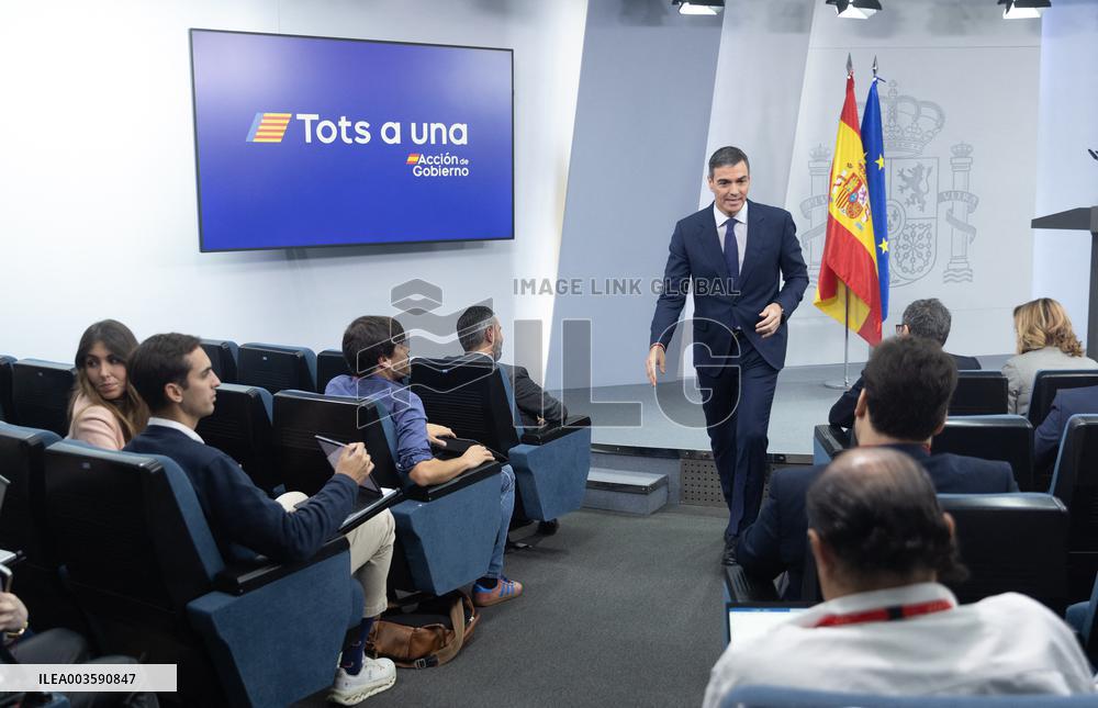 Sanchez Announces Relief Measures After Floods - Madrid