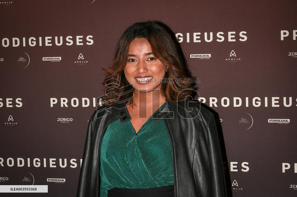 Preview of the film PRODIGIEUSES in Paris FA