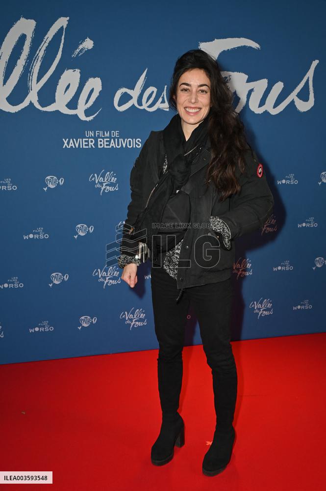 La Vallee Des Fous Premiere - Paris
