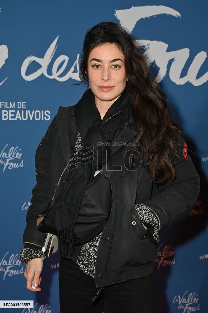 La Vallee Des Fous Premiere - Paris