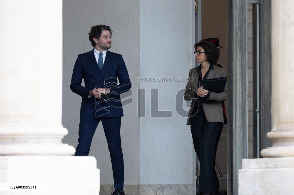 Weekly Cabinet Meeting - Paris