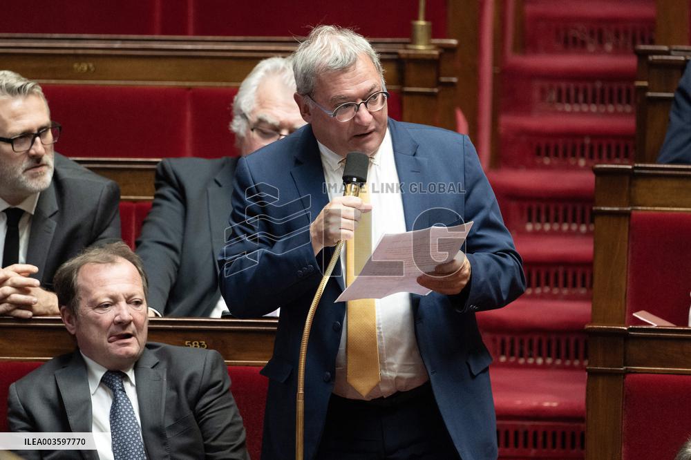 Questions to the Government - Paris.