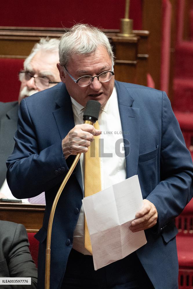 Questions to the Government - Paris.