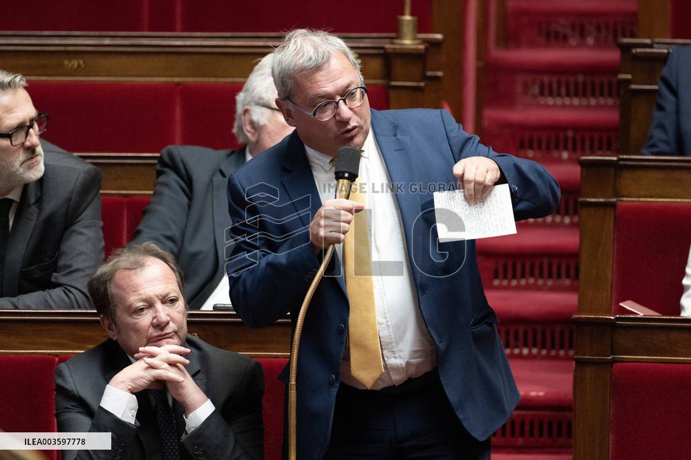 Questions to the Government - Paris.