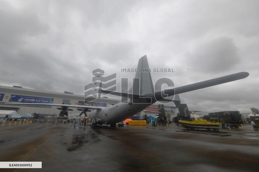 Y-8 Anti-submarine Patrol Aircraft at the 2024 Zhuhai Air Show