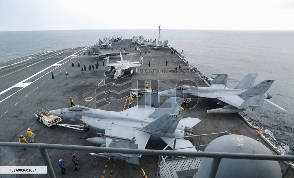 U.S. aircraft carrier George Washington