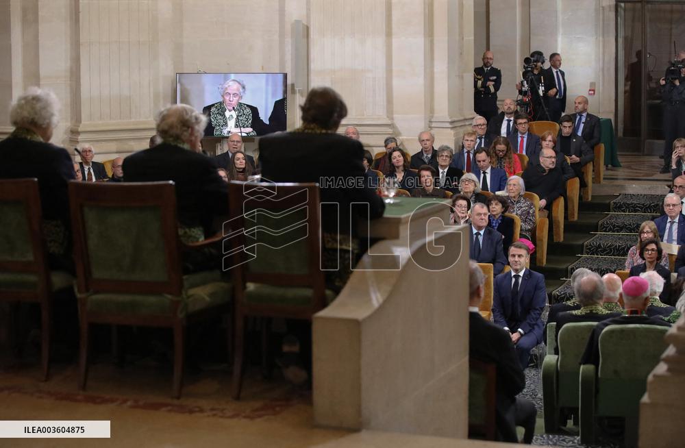 9th Edition of the French Academy Dictionary - Paris