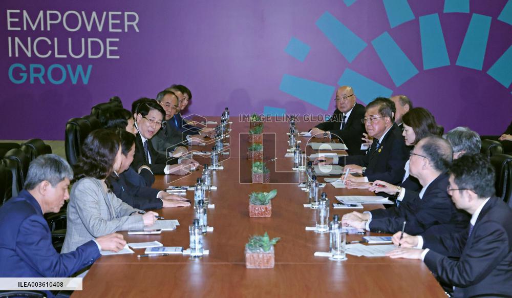 Japan-Vietnam summit in Lima