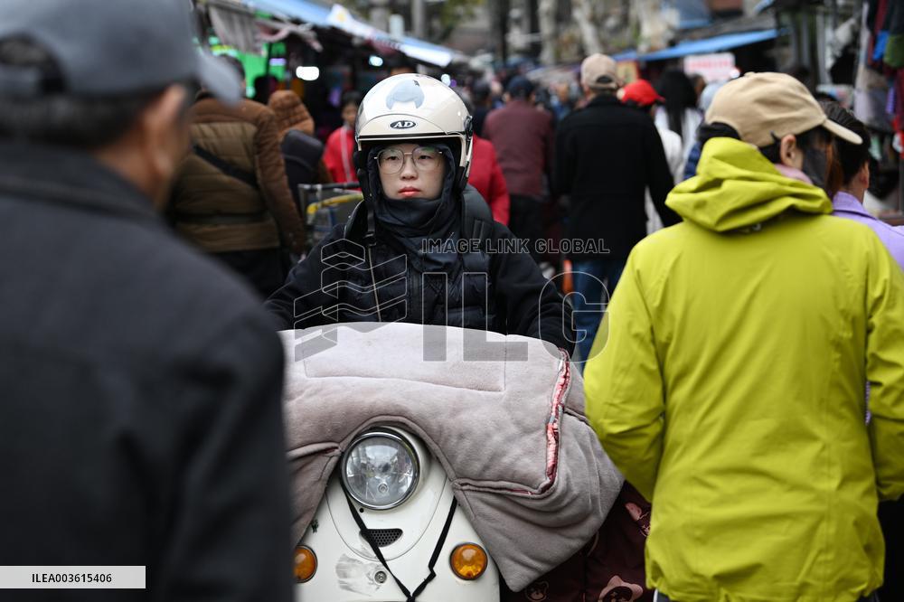 Daily Life in Nanjing