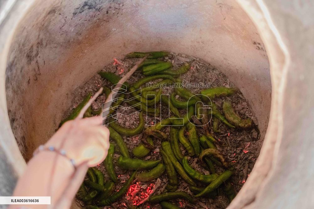 Baking Tradition - Turkey
