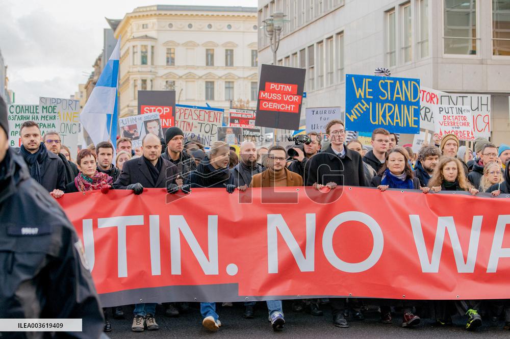 Yulia Navalnaya Joins Russian Opposition Rally - Berlin
