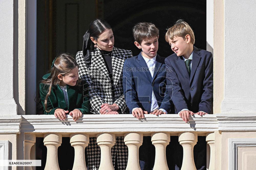 NO TABLOIDS - Monaco National Day Celebrations - Balcony