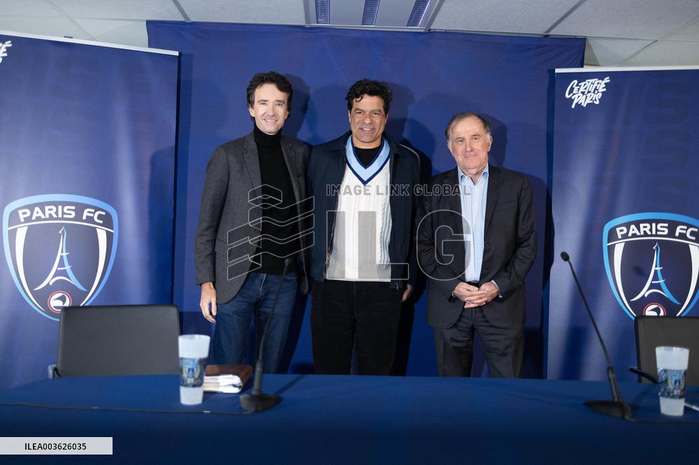 Paris FC Press Conference - Orly
