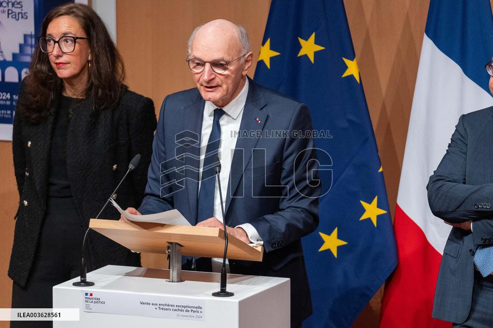 Didier Migaud Visit To The Premises Of The Judicial Police - Paris