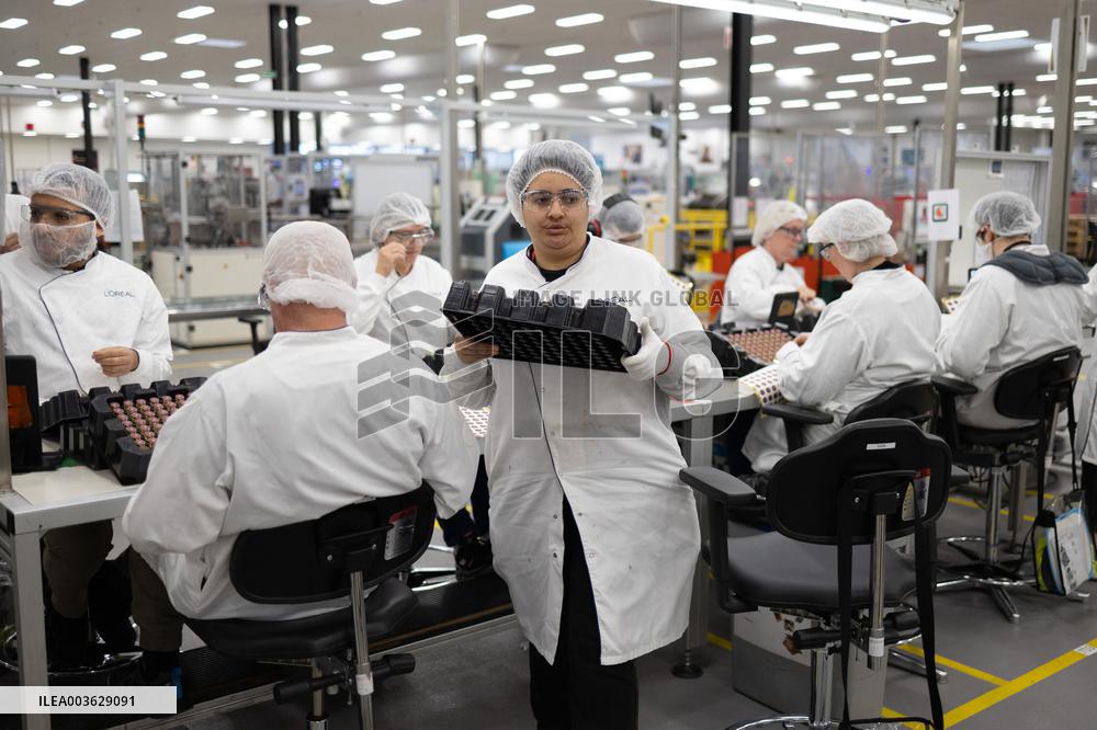 Visit of a L Oreal Production Site - Lassigny