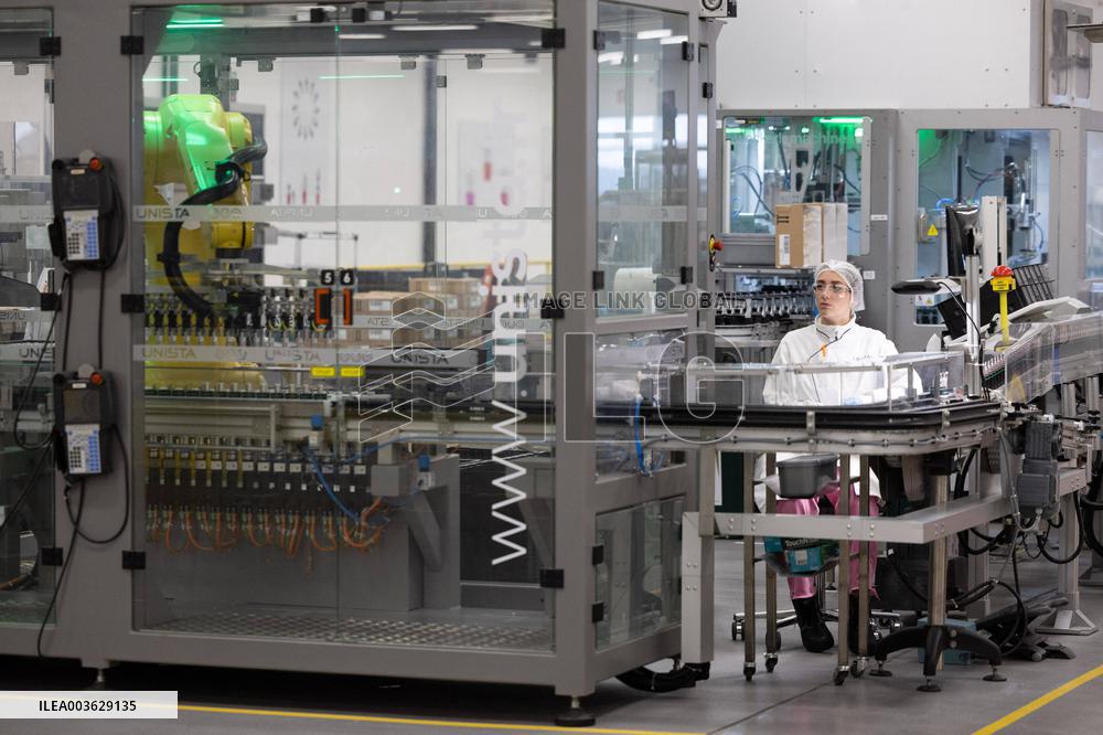 Visit of a L Oreal Production Site - Lassigny