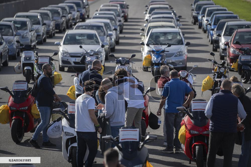 Solidarity on wheels' delivers 80 vehicles to people affected by the DANA