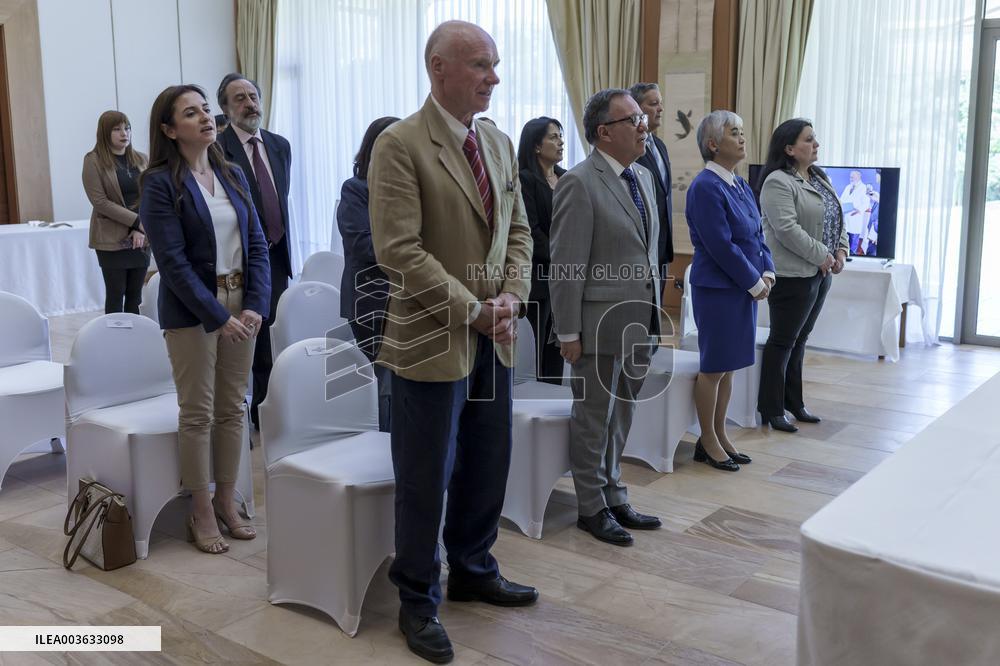 Embassy of Japan in Chile delivers donation for
project in educa