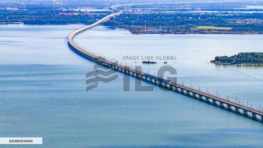 Shanghai-Suzhou-Huzhou High-speed Railway test run train