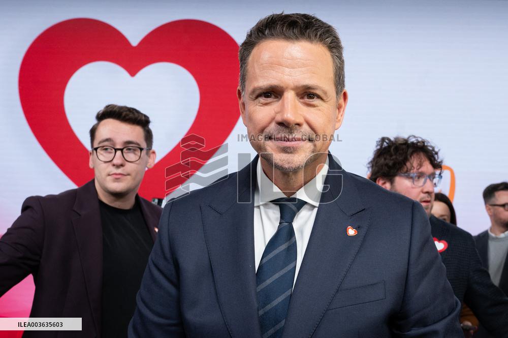 Tusk’s Ruling Party Picks Warsaw Mayor For Presidential Race - Poland