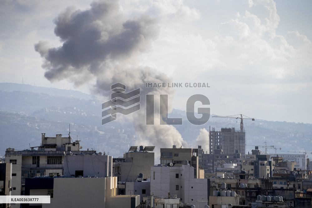 Israel Intensifies Its Bombing Raids on Lebanon