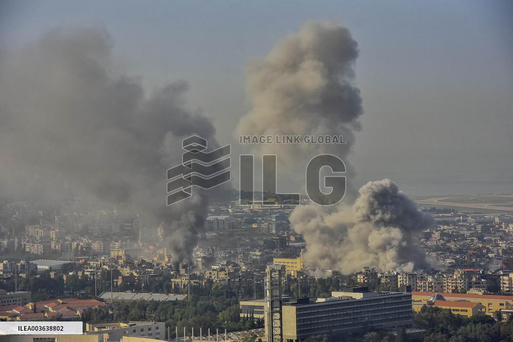 Deadly Airstrike Hits Residential Area In Central Beirut