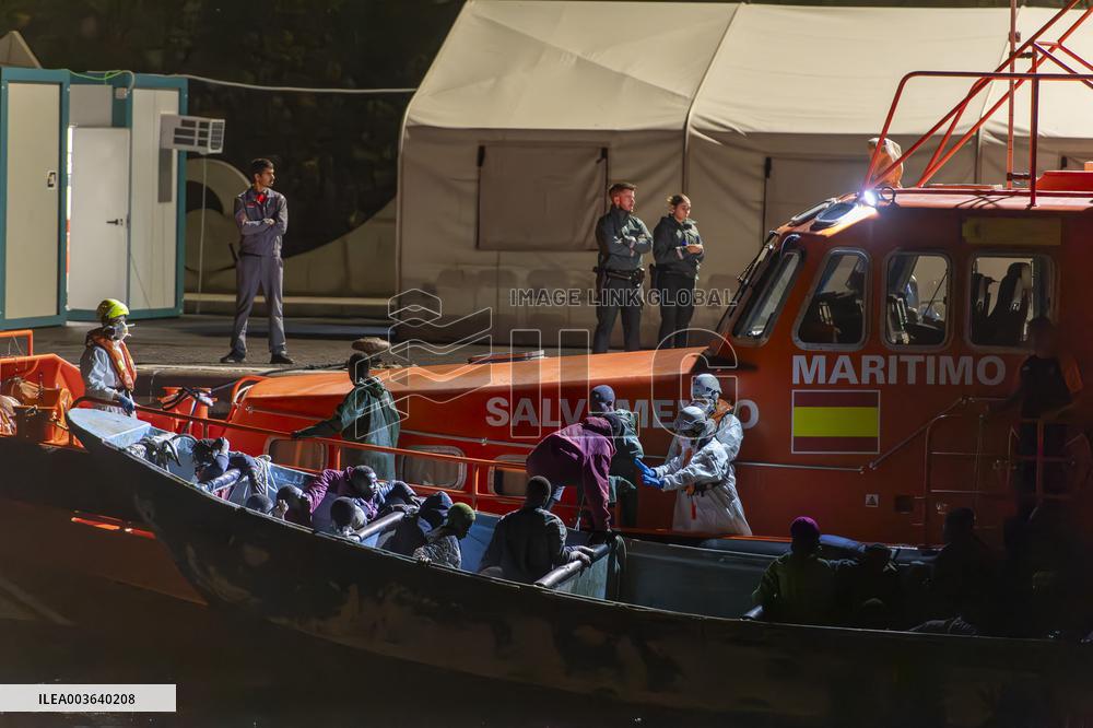 Several Migrants Arrive In El Hierro