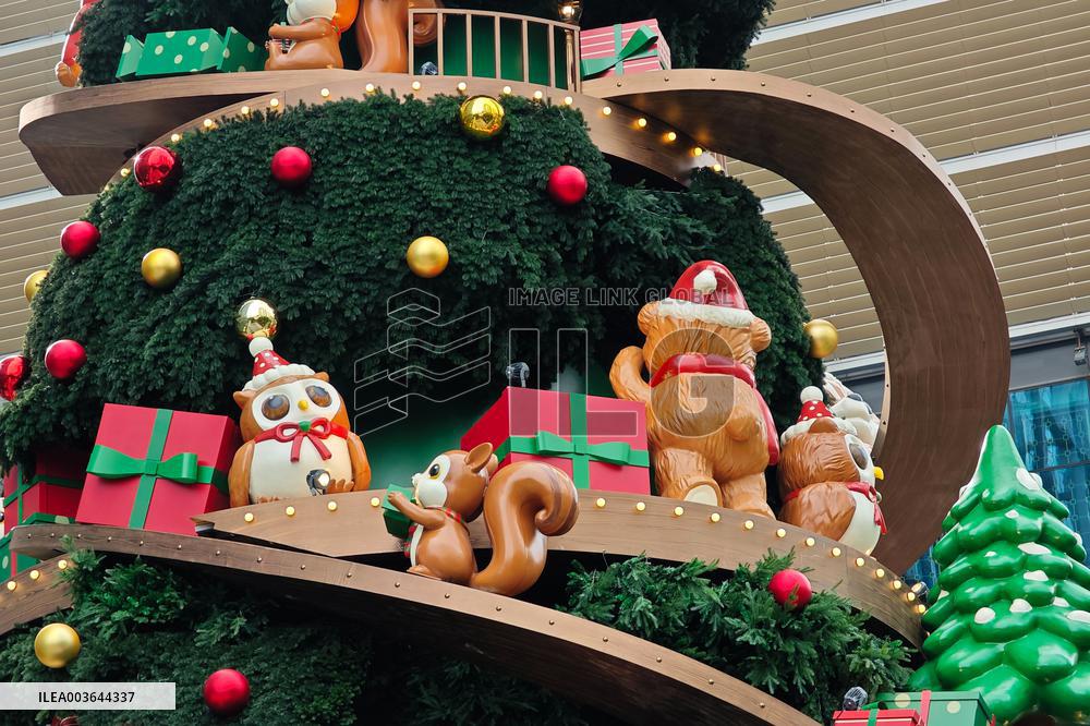 Giant Christmas Tree in Shanghai