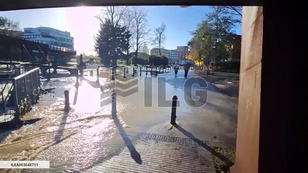 UK: Storm Bert Triggers Severe Flooding Across England And Wales 4