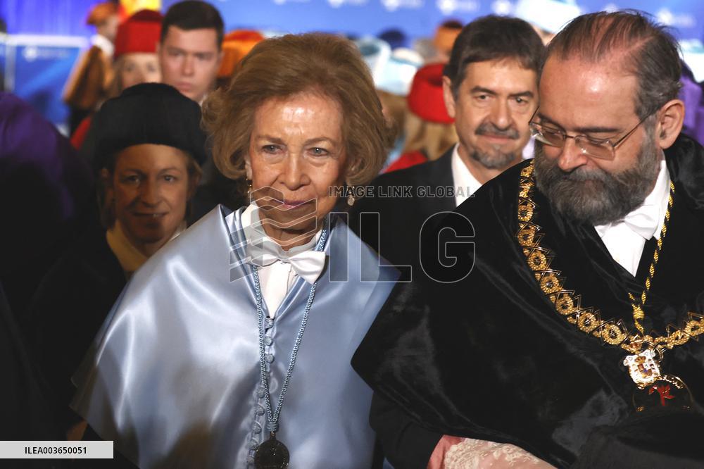 Investiture Of Queen Sofia As Doctor Honoris Causa - Madrid