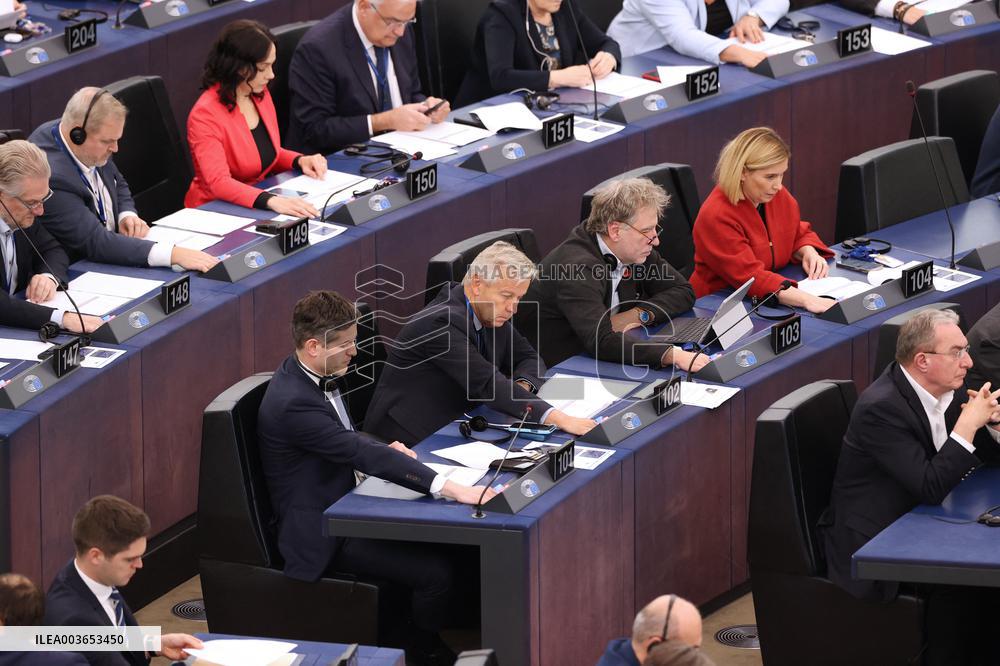 EU Parliament approves new European Commission