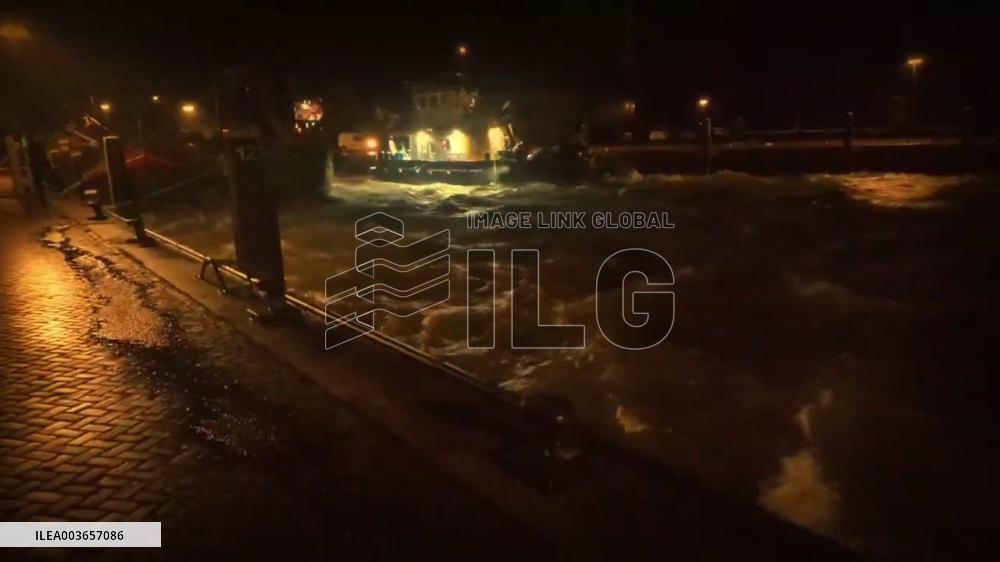 Netherlands: Storm Conall Hits, Bringing Damaging Winds And Causing Travel Disruptions