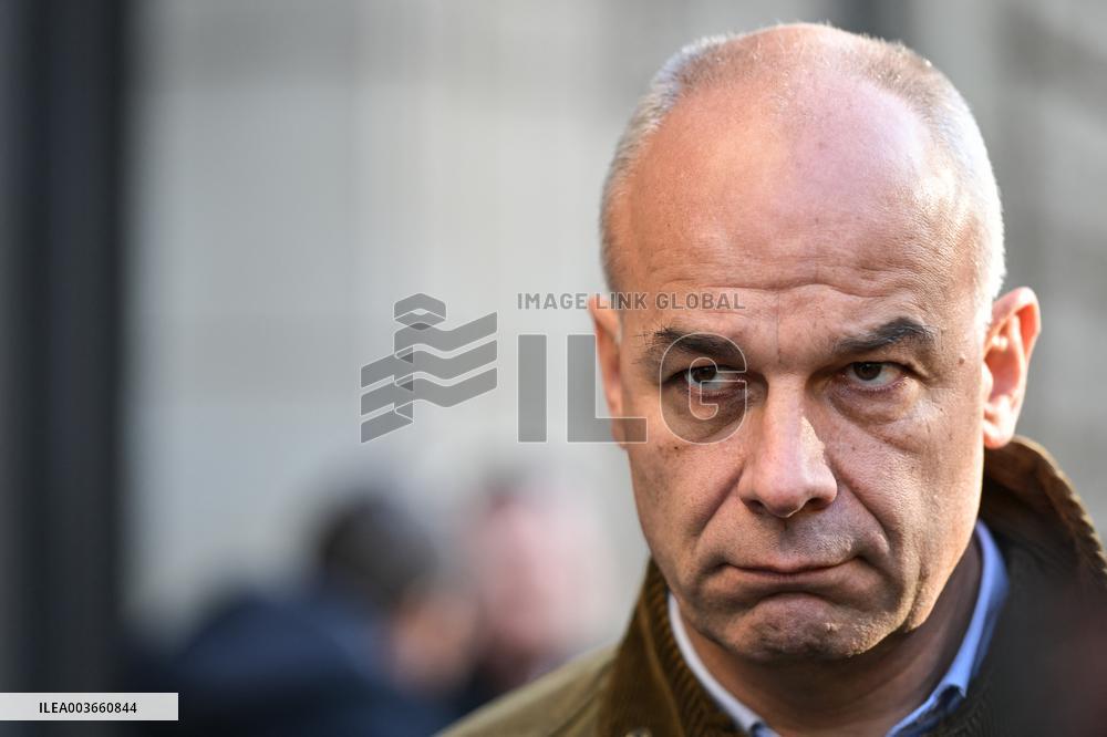 Meeting with French agricultural syndicates at the Ministry of Agriculture in Paris FA