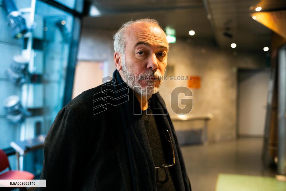 Christophe Nobili Attacks Le Canard Enchaine - Paris