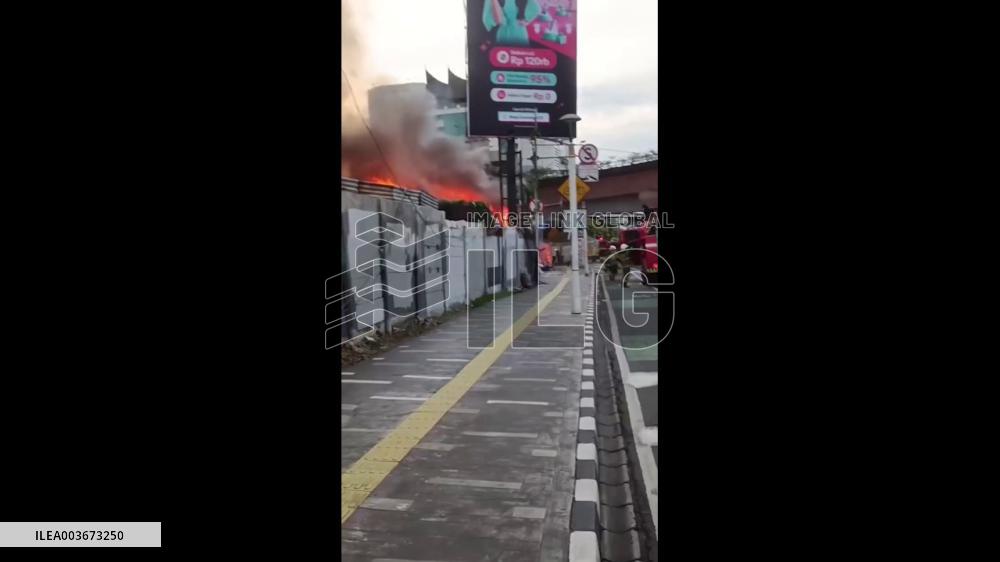 Indonesia: 1 Dead, Fire Erupts At Eviction Building In Salemba, Jakarta