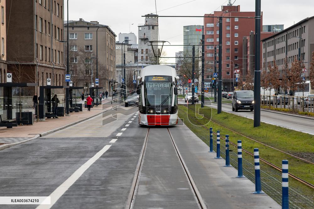Tallinn opens new tram line