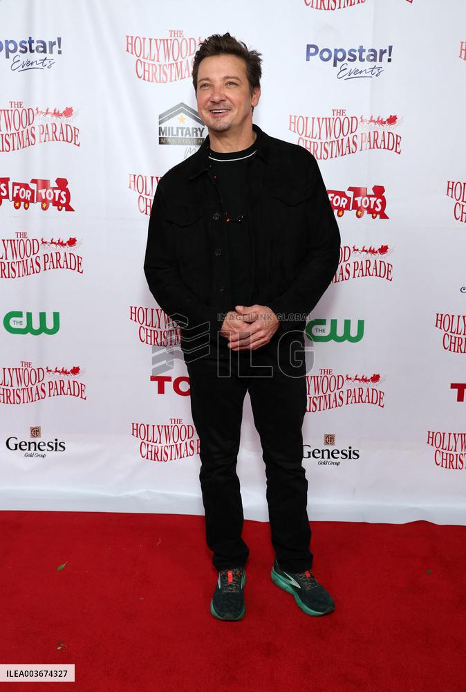 92nd Anniversary Of The Hollywood Christmas Parade Supporting Marine Toys For Tots - LA