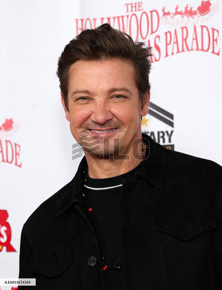 92nd Anniversary Of The Hollywood Christmas Parade Supporting Marine Toys For Tots - LA