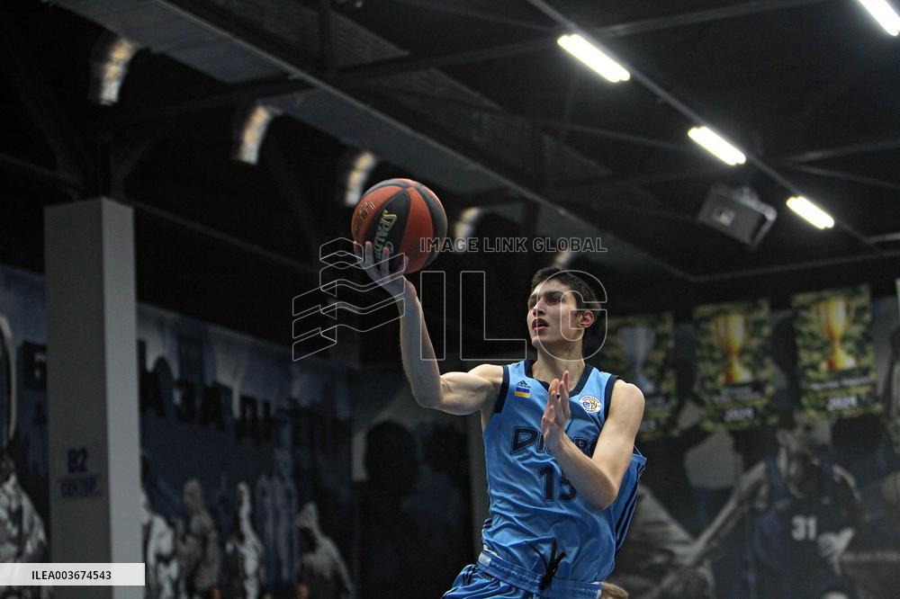 Dnipro defeats Kyiv Basket 95-65 in Ukrainian Basketball Cup quarter final game