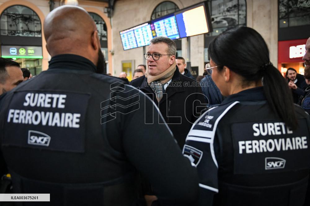 French Deputy Minister for Transports Francois Durovray visits Saint Lazare rail station in Paris FA