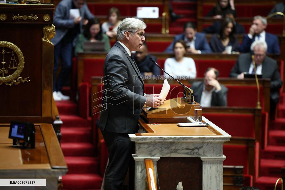 Draft Of The Social Security Bill 2025 Voting Session - Paris