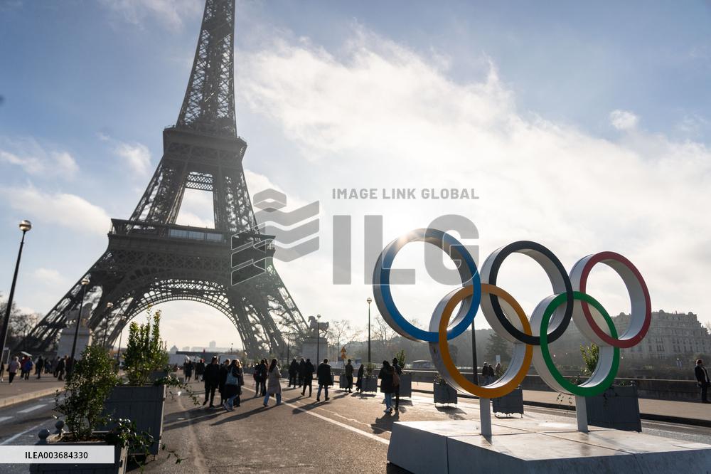 Illustration of the Olympic Rings - Paris