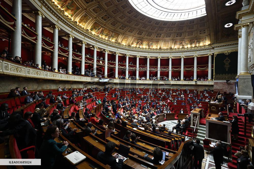 Questions To The Government - Paris