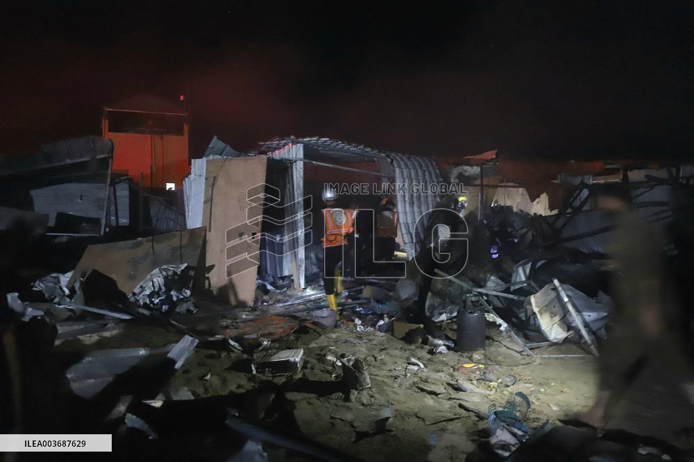 Israel Kills 20 In Attack On al-Mawasi Camp - Gaza