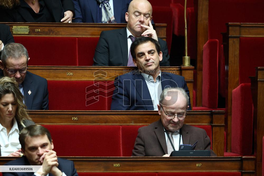 Questions To The Government - Paris