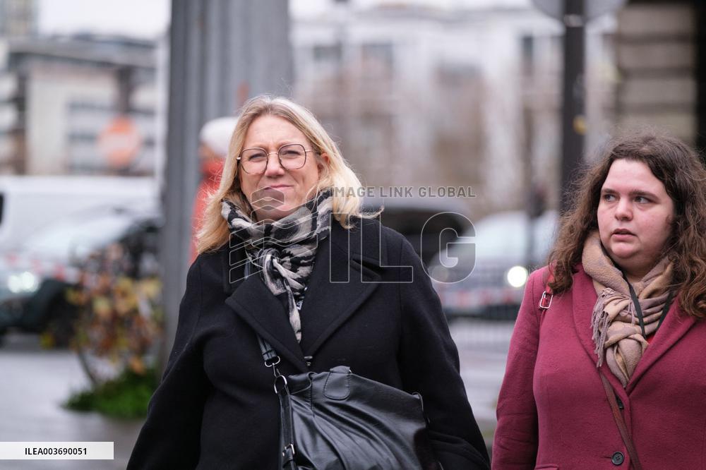 Public Service Demonstration - Paris