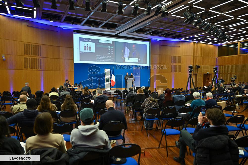 French Customs Service Launches An Exceptional Auction - Paris